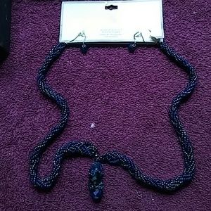 20 inch beautiful beaded necklace w/earrings NWT